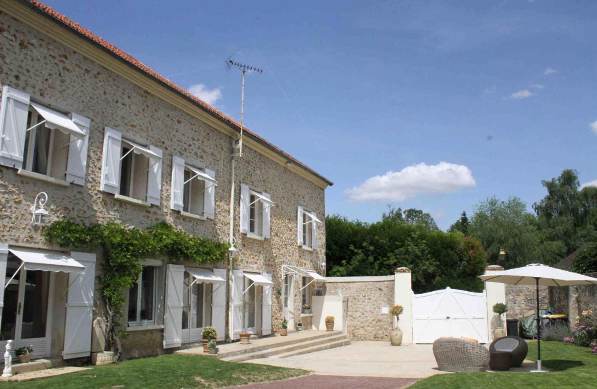 Chambres A La Maison Hermitage Aincourt Esterno foto