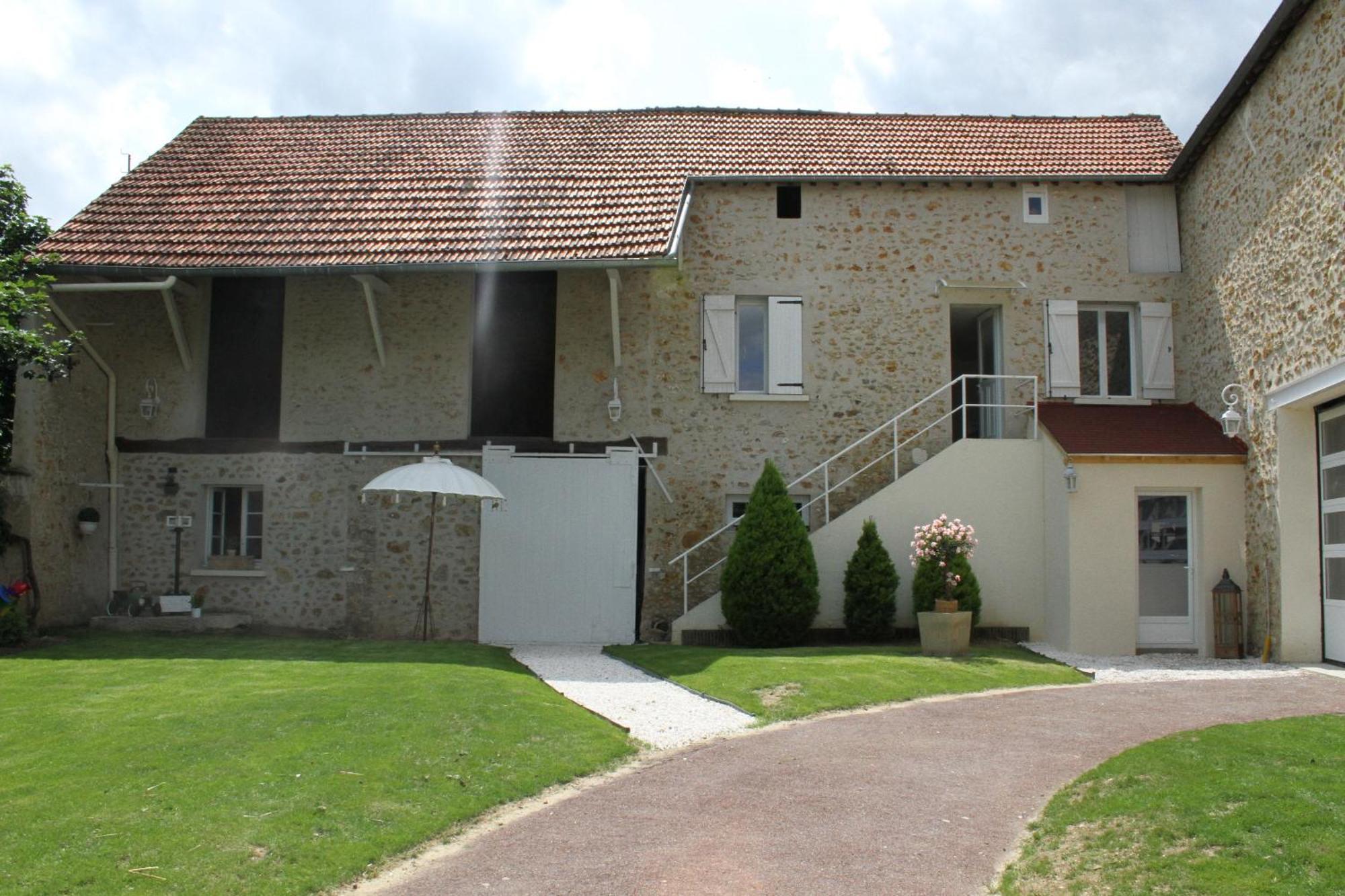 Chambres A La Maison Hermitage Aincourt Esterno foto