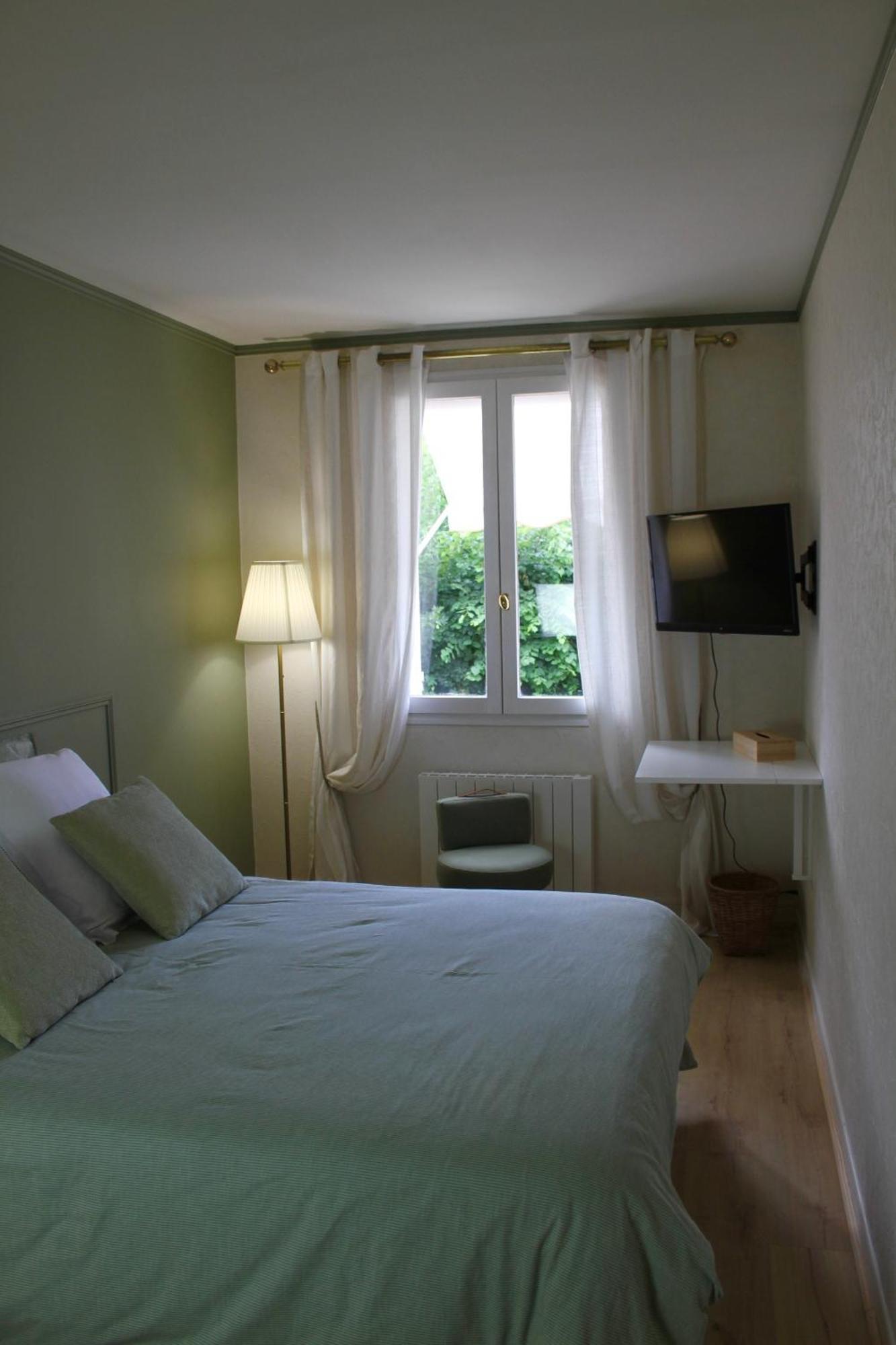Chambres A La Maison Hermitage Aincourt Esterno foto